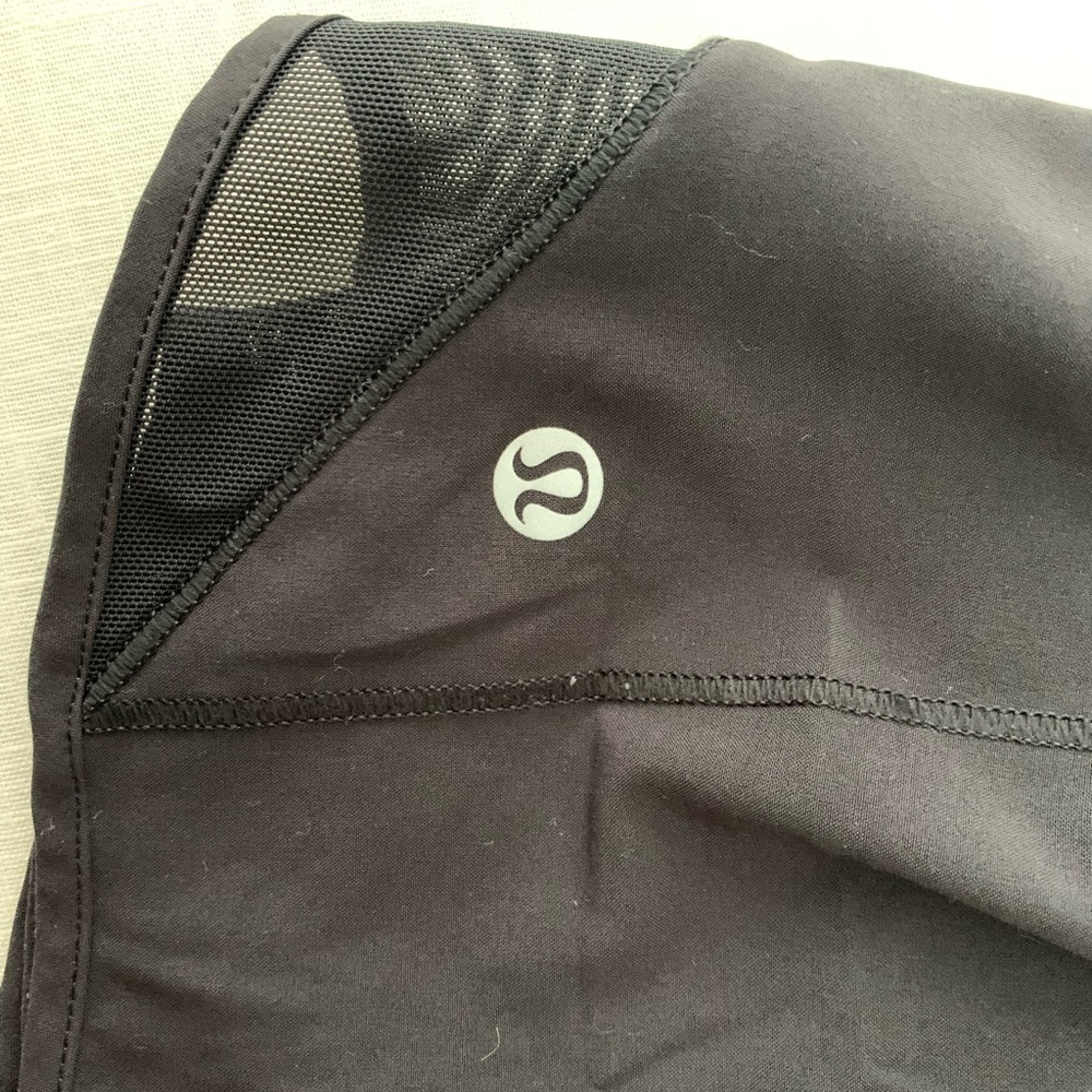 Lululemon Hotty Hot Shorts 2.5”